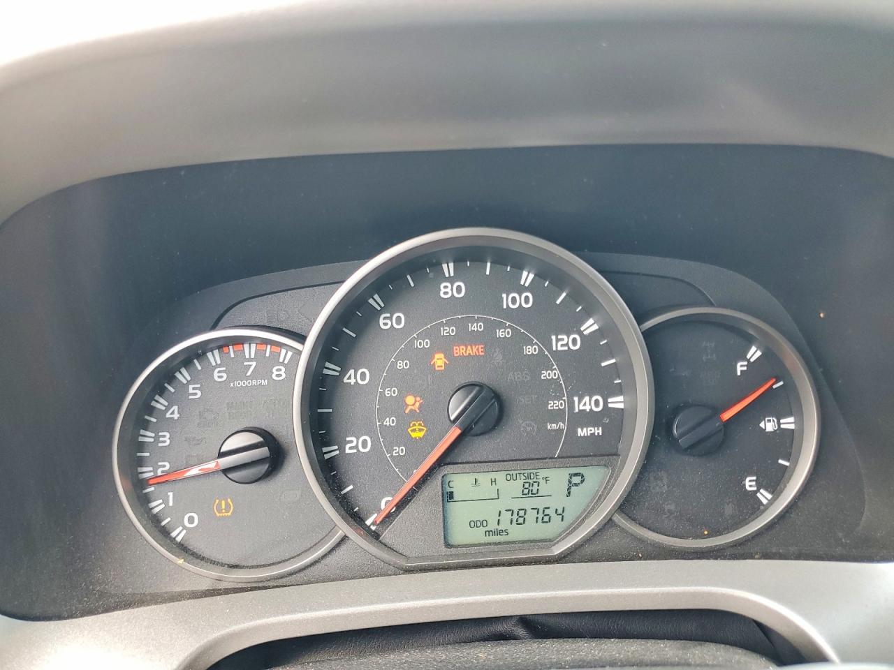 2016 Toyota Rav4 Le - zdjęcie 9