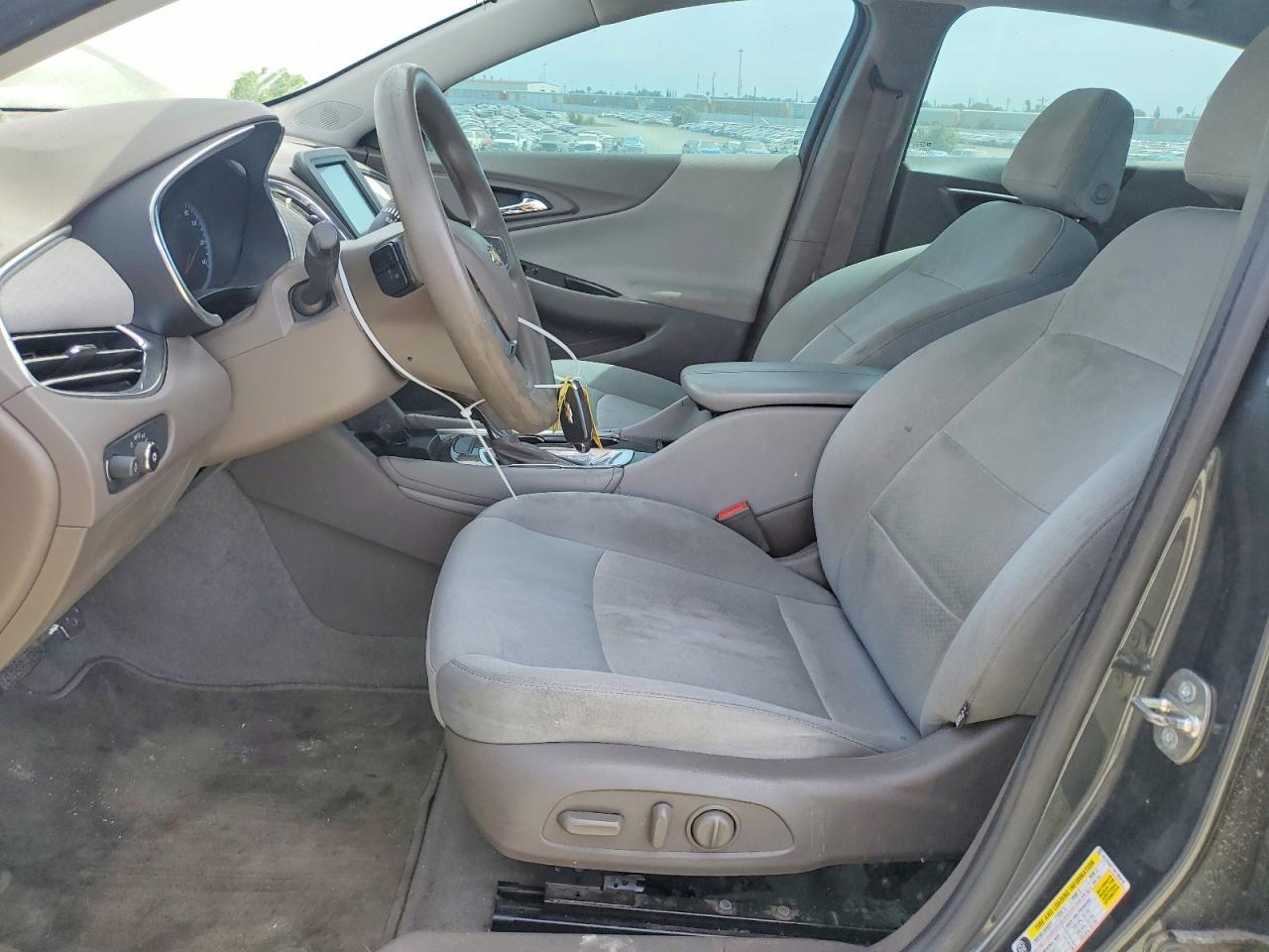 2017 Chevrolet Malibu Lt - zdjęcie 7