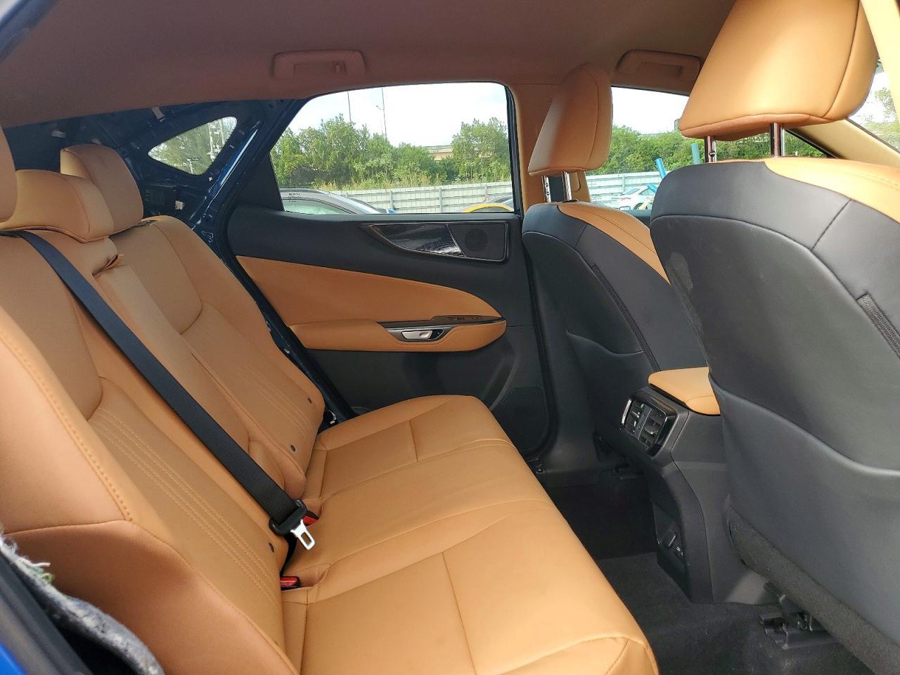 2025 Lexus Nx 250 Base - zdjęcie 10