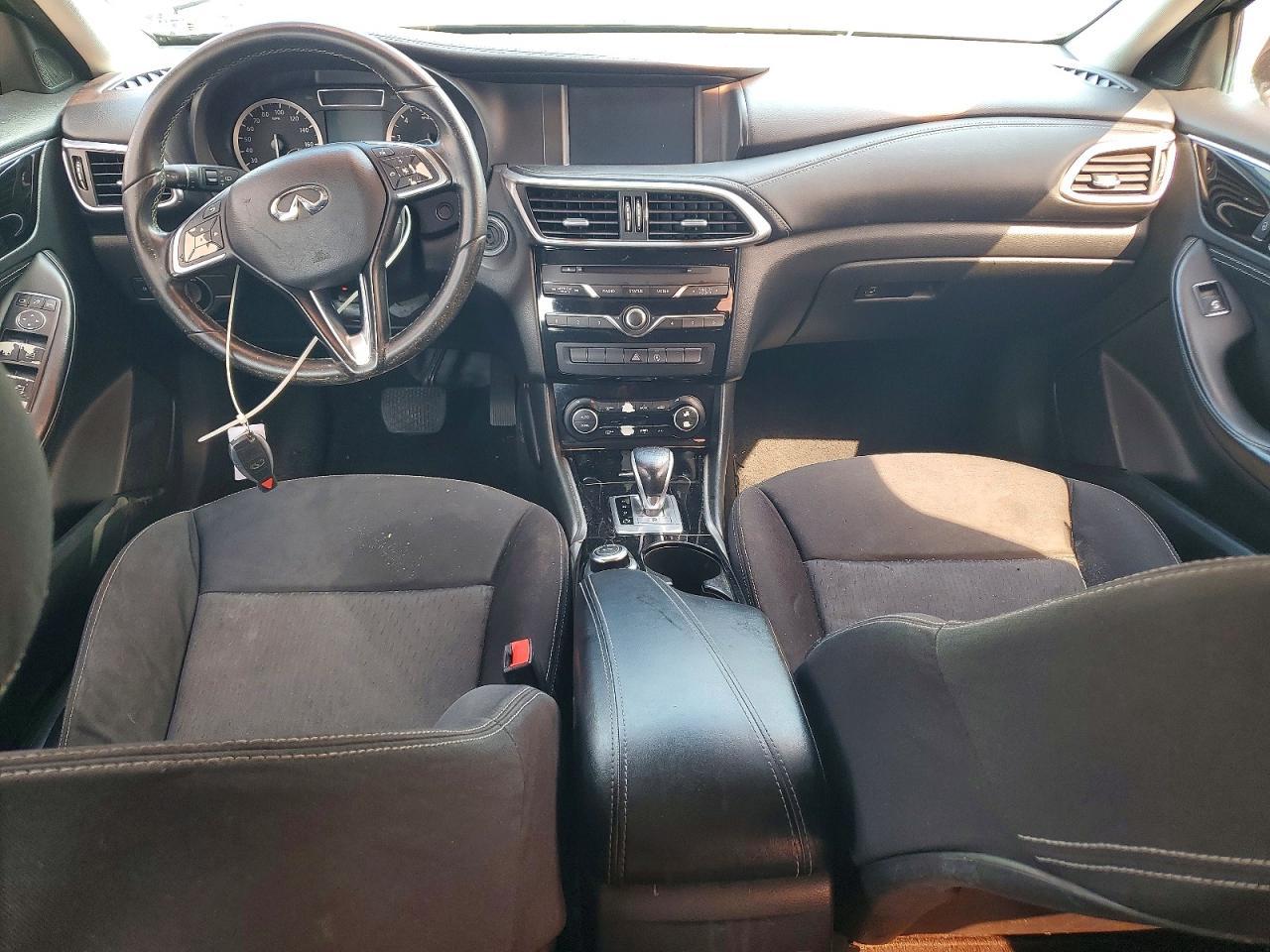 2017 Infiniti Qx30 Base - zdjęcie 8