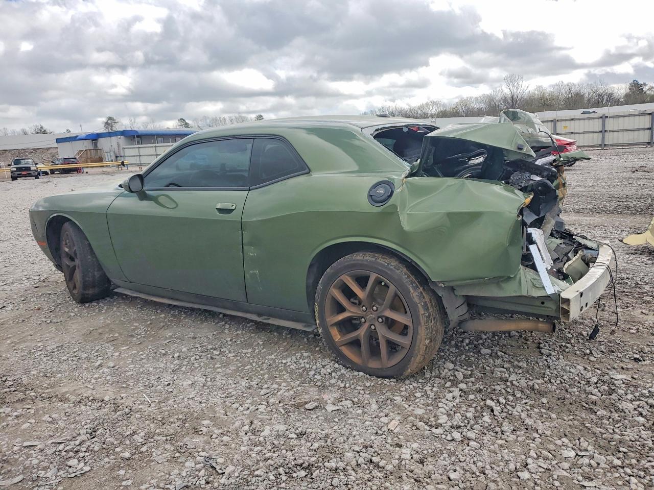 2022 Dodge Challenger Sxt - zdjęcie 2