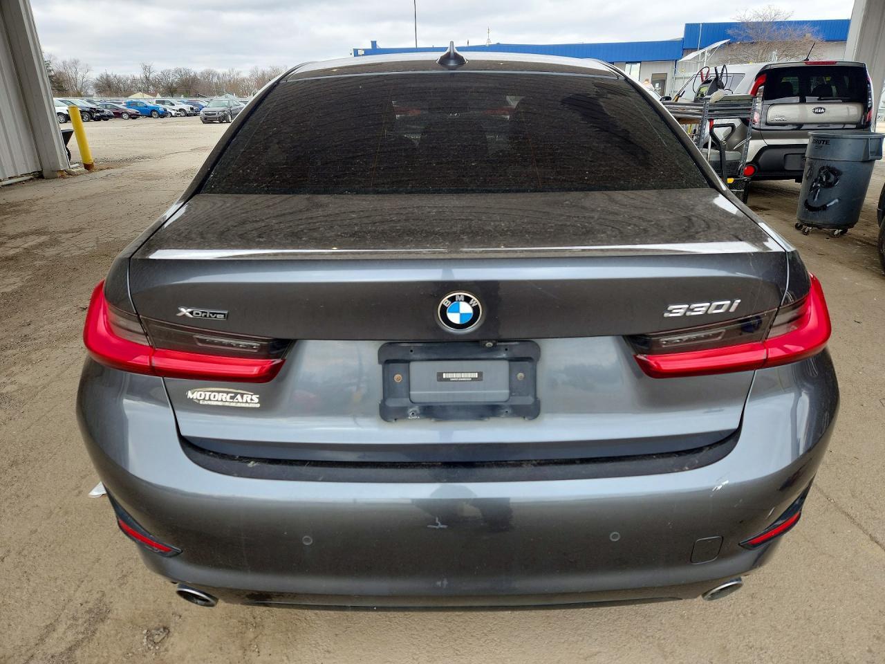2021 BMW 330Xi - zdjęcie 6