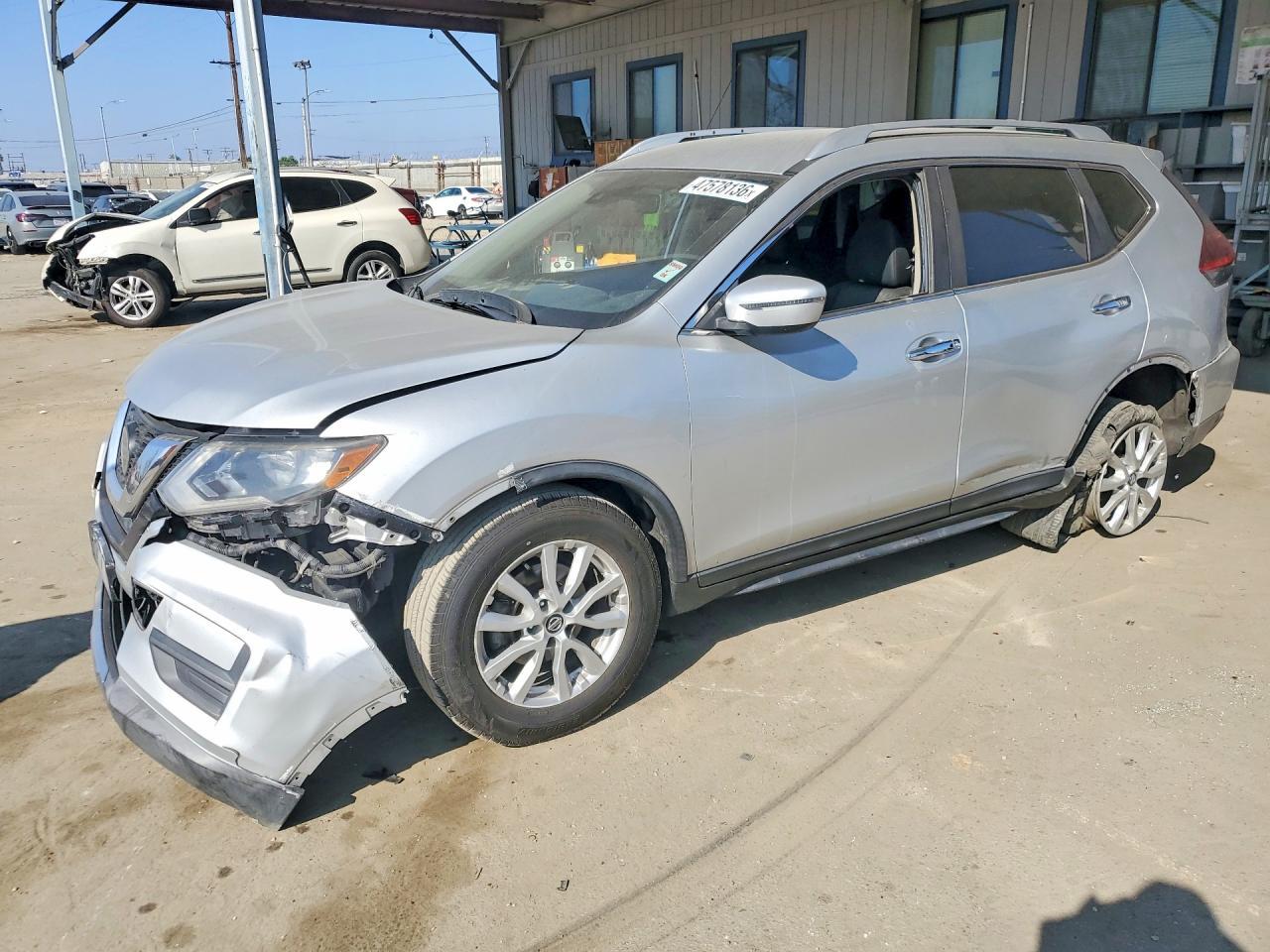 2019 Nissan Rogue Sv - zdjęcie główne