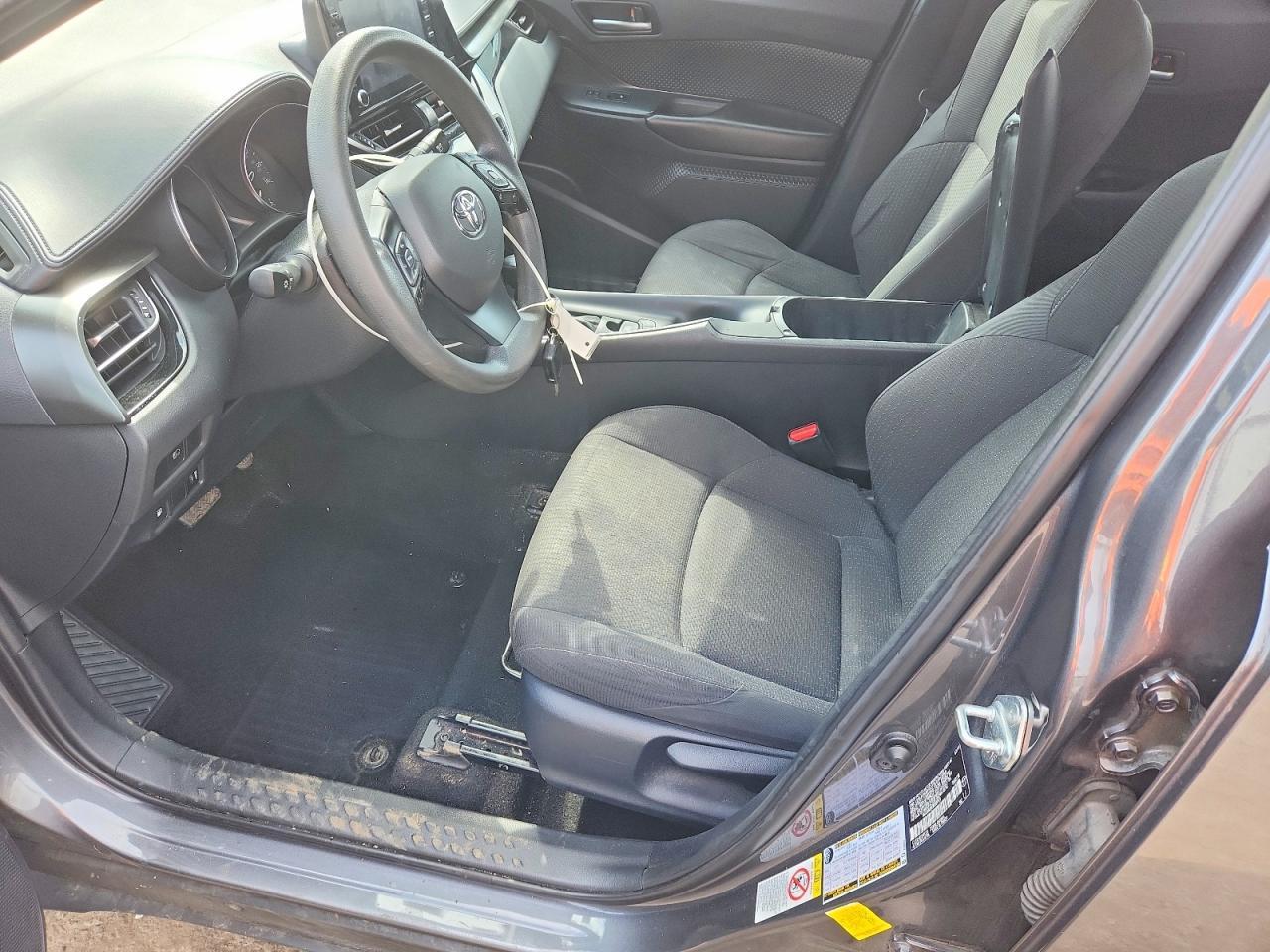 2019 Toyota C-Hr Le - zdjęcie 7