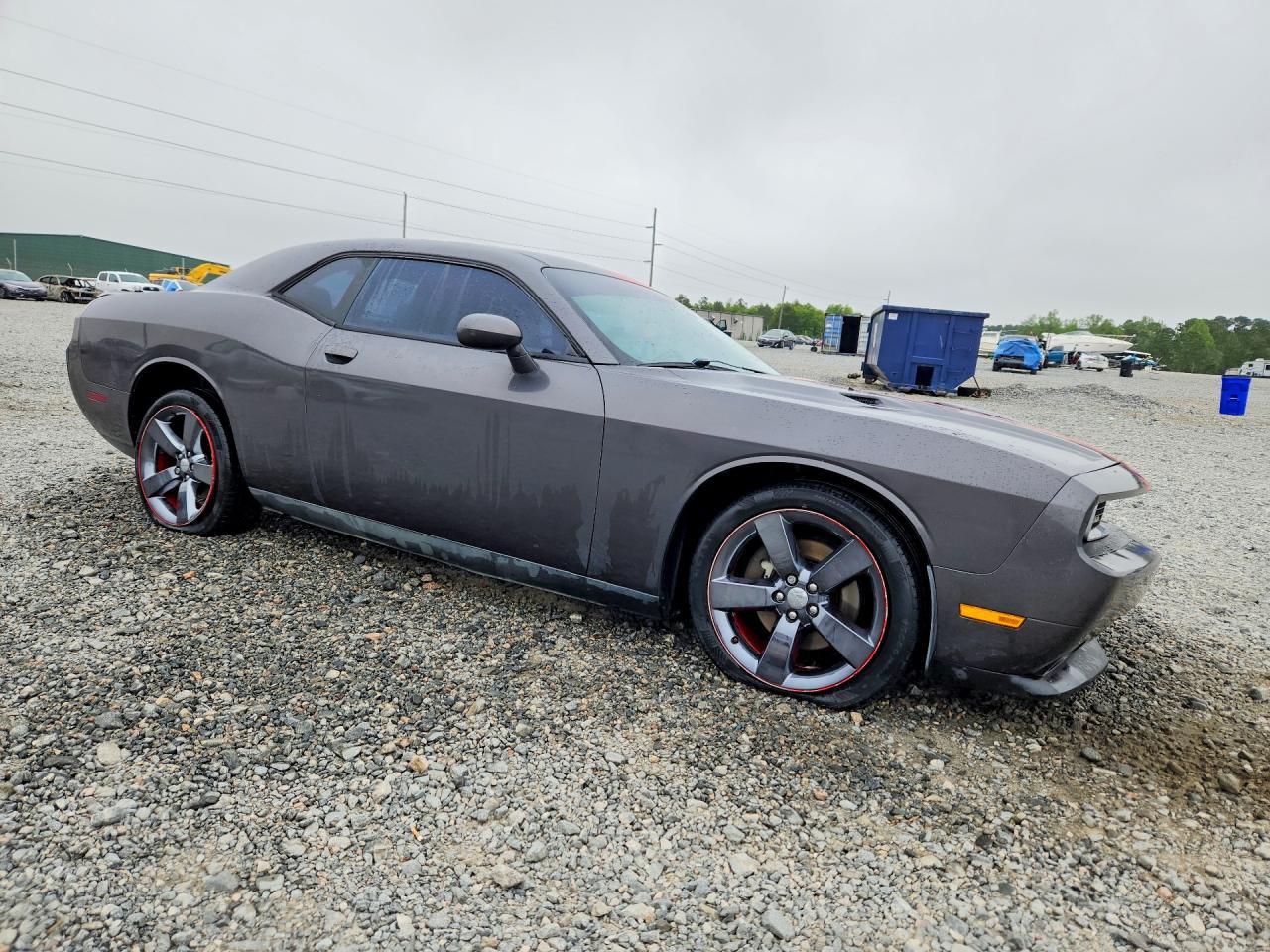 2014 Dodge Challenger Sxt - zdjęcie 4