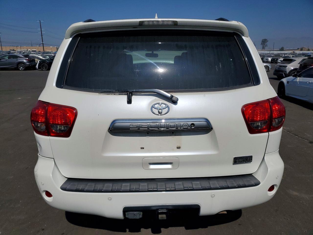 2013 Toyota Sequoia Platinum - zdjęcie 6