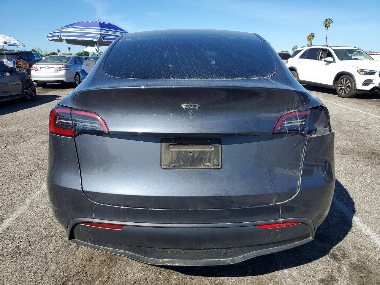 2023 Tesla Model Y - zdjęcie 6