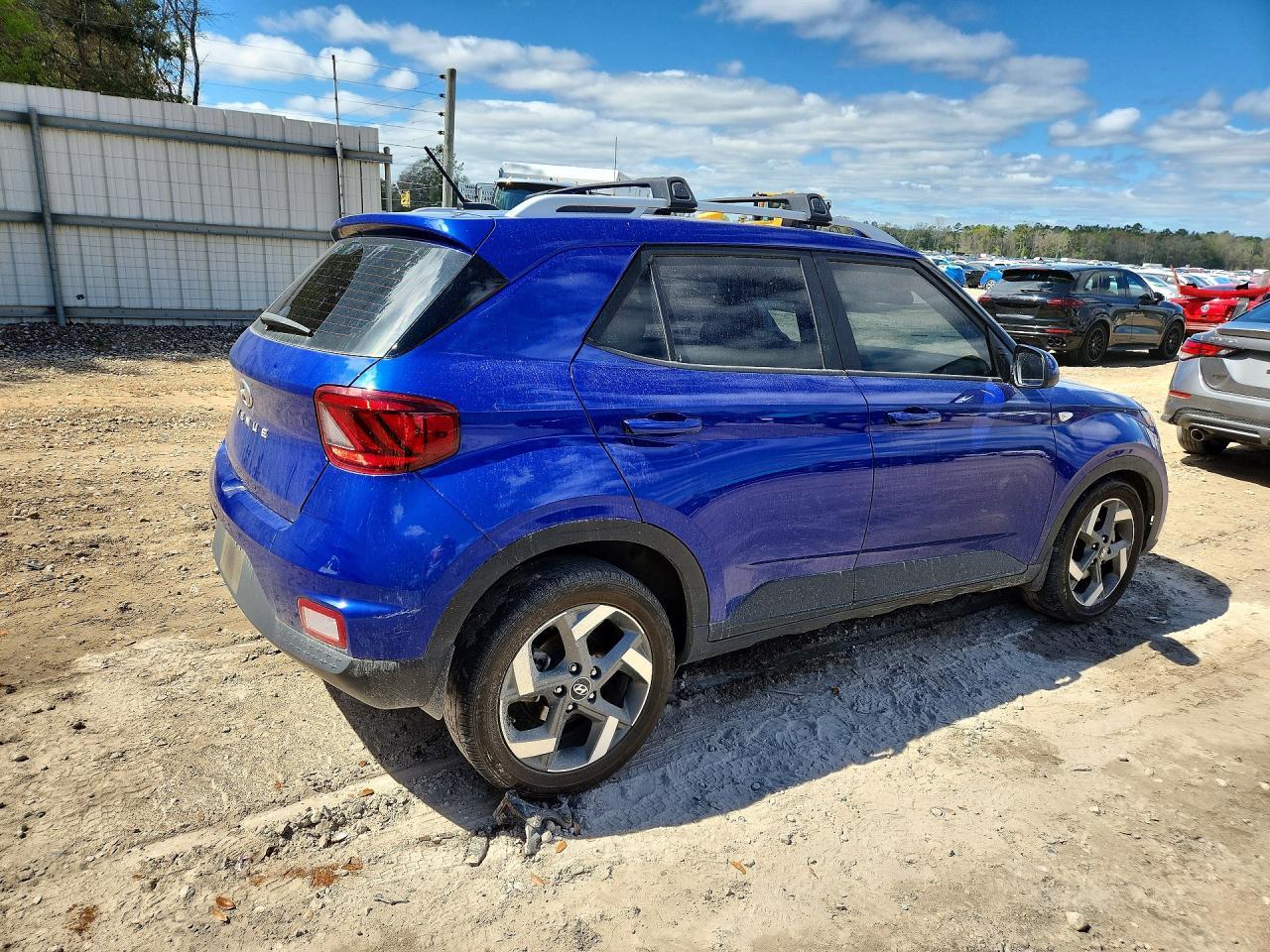 2024 Hyundai Venue Sel - zdjęcie 3