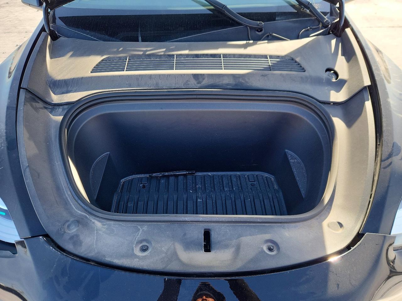 2023 Tesla Model Y - zdjęcie 11