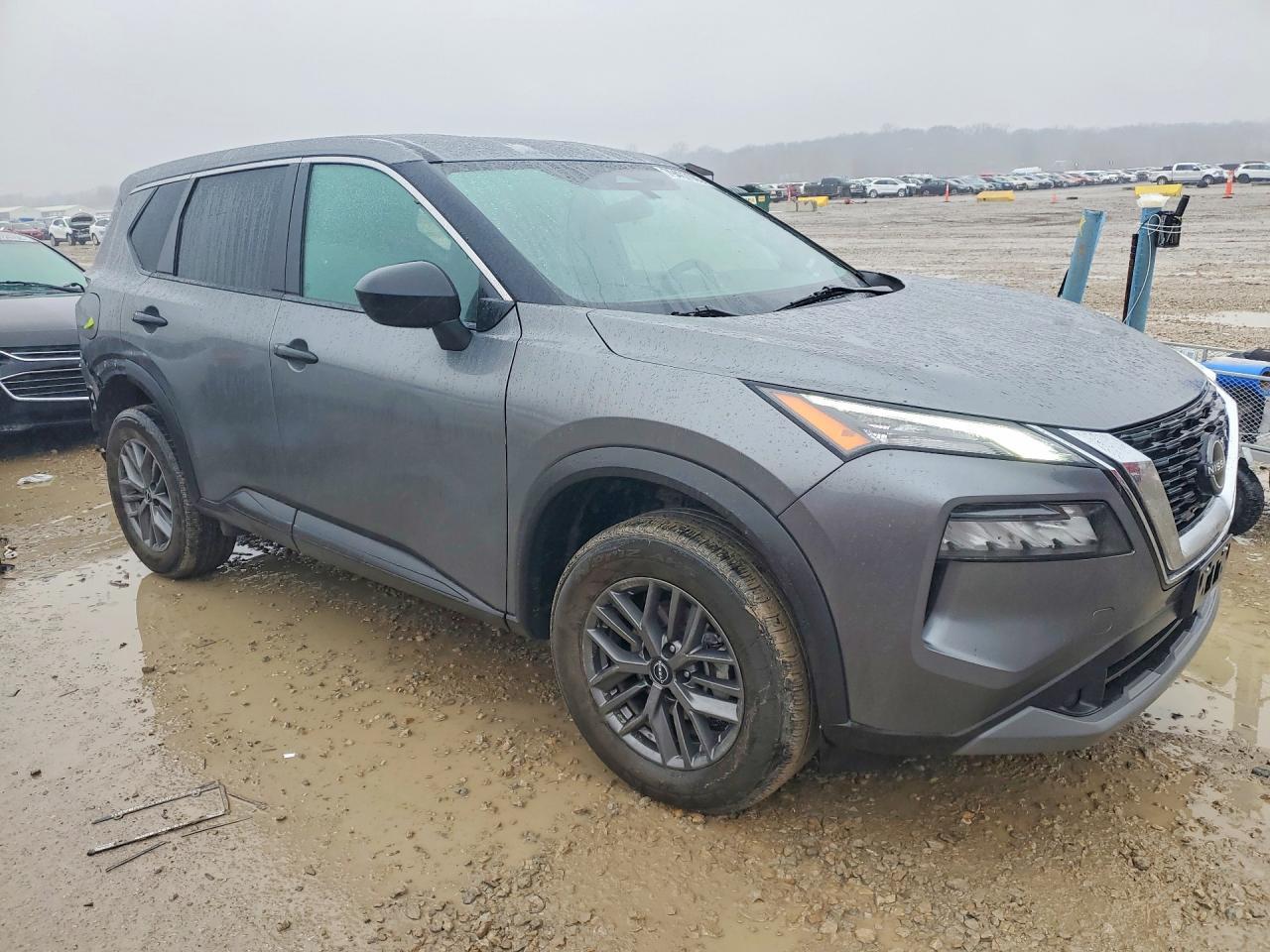 2023 Nissan Rogue S - zdjęcie 4