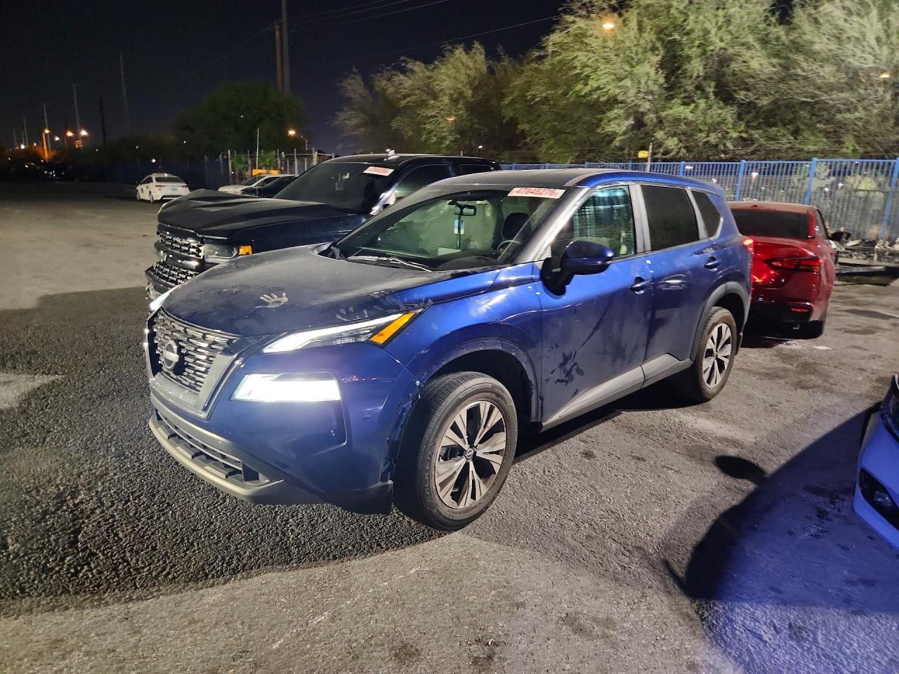 2022 Nissan Rogue Sv - zdjęcie główne