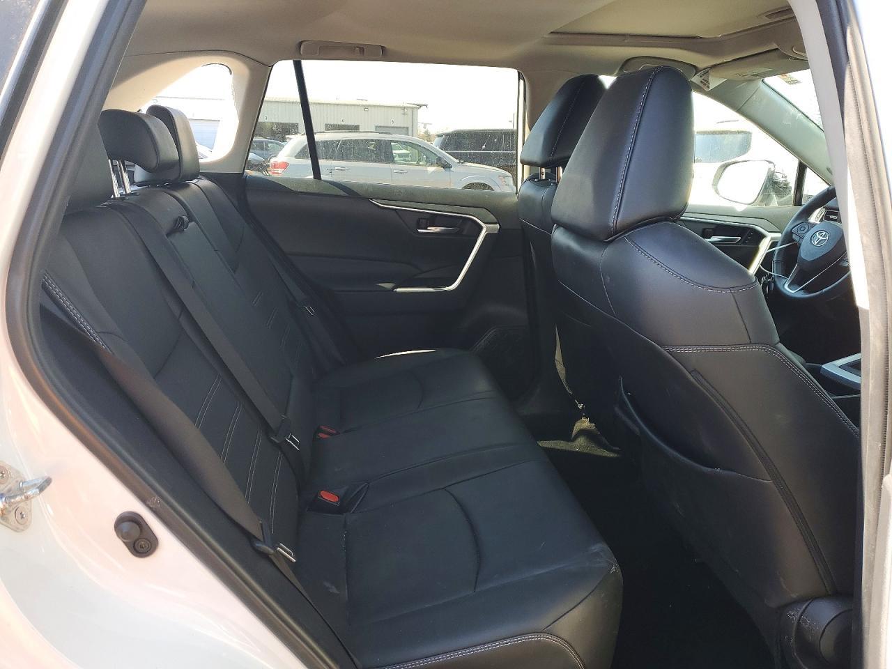 2021 Toyota Rav4 Xle Premium - zdjęcie 11