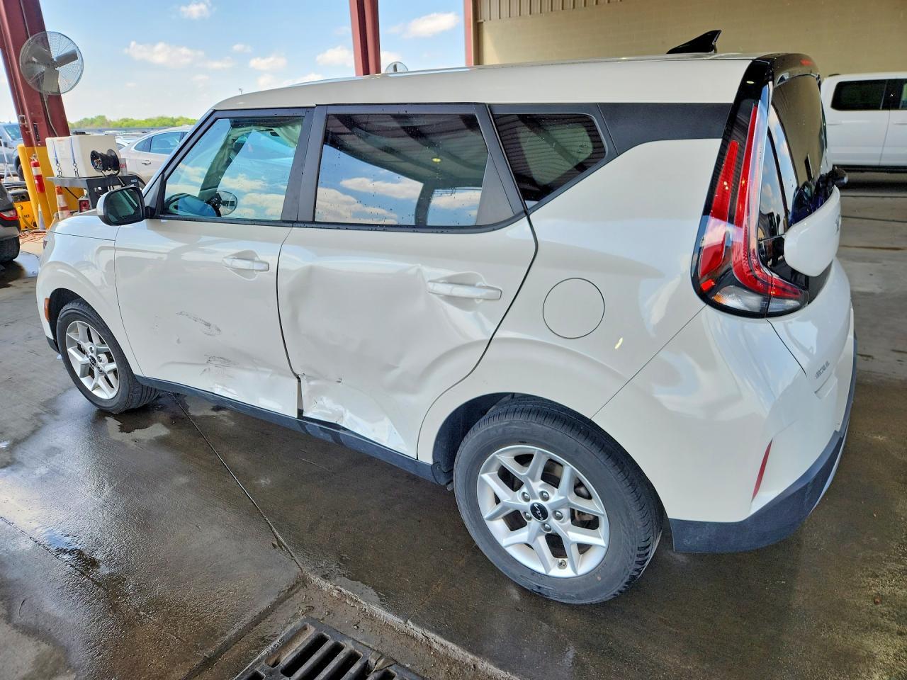 2025 Kia Soul Lx - zdjęcie 2