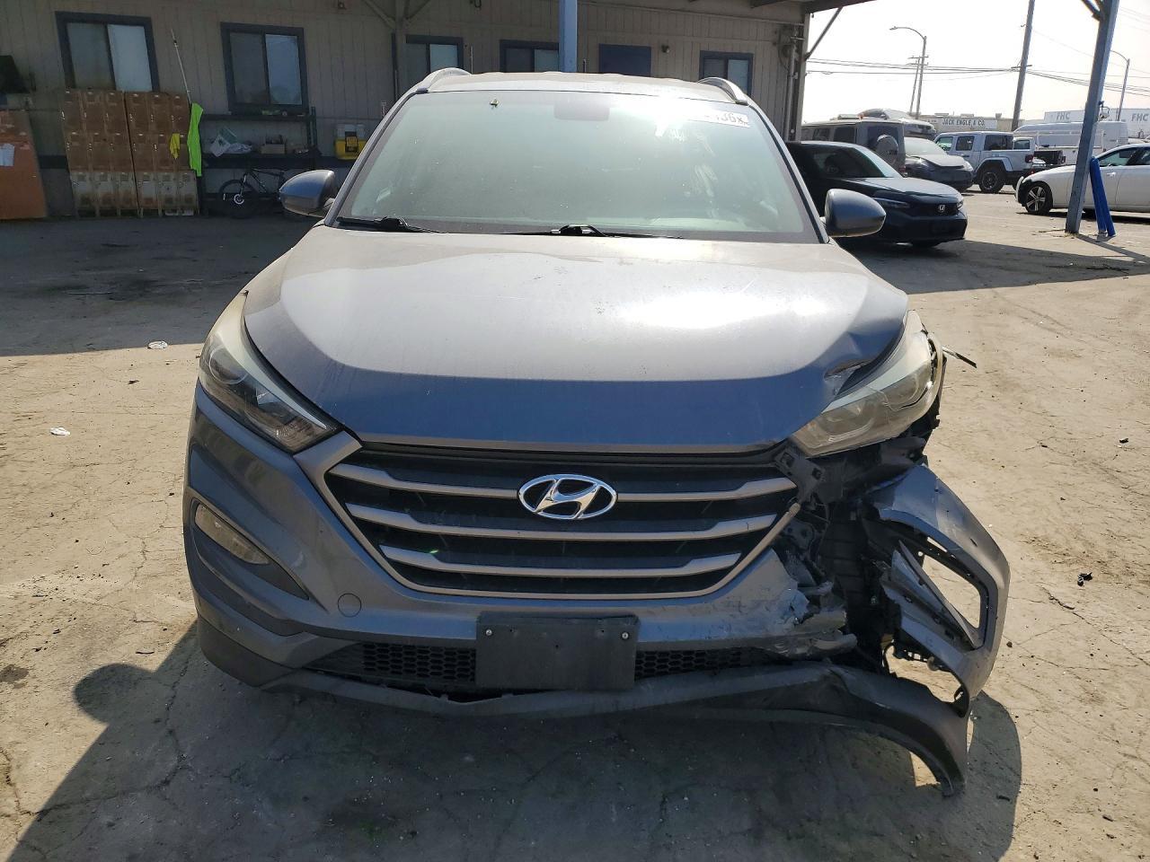 2016 Hyundai Tucson Se - zdjęcie 5