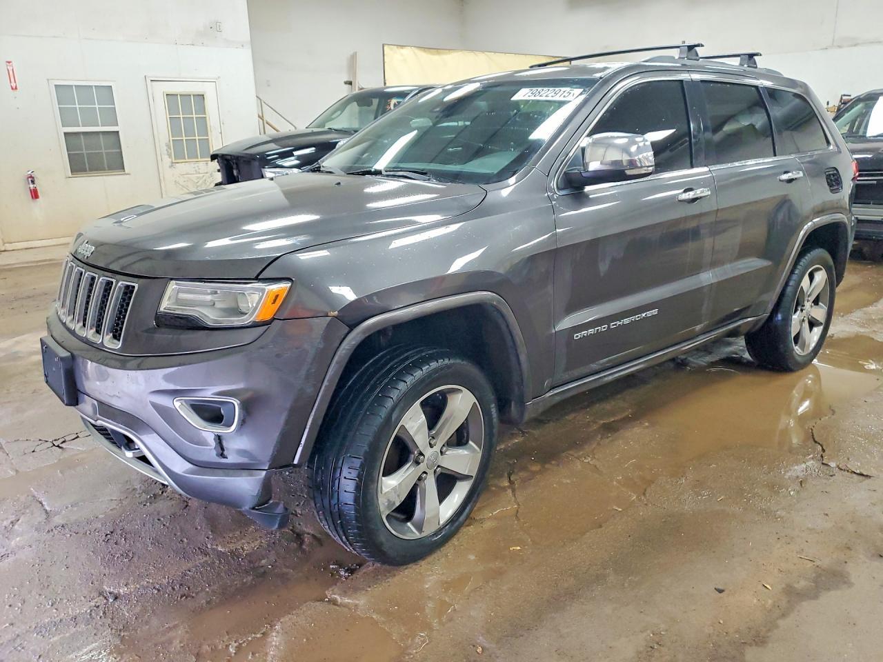2015 Jeep Grand Cherokee Overland - zdjęcie główne