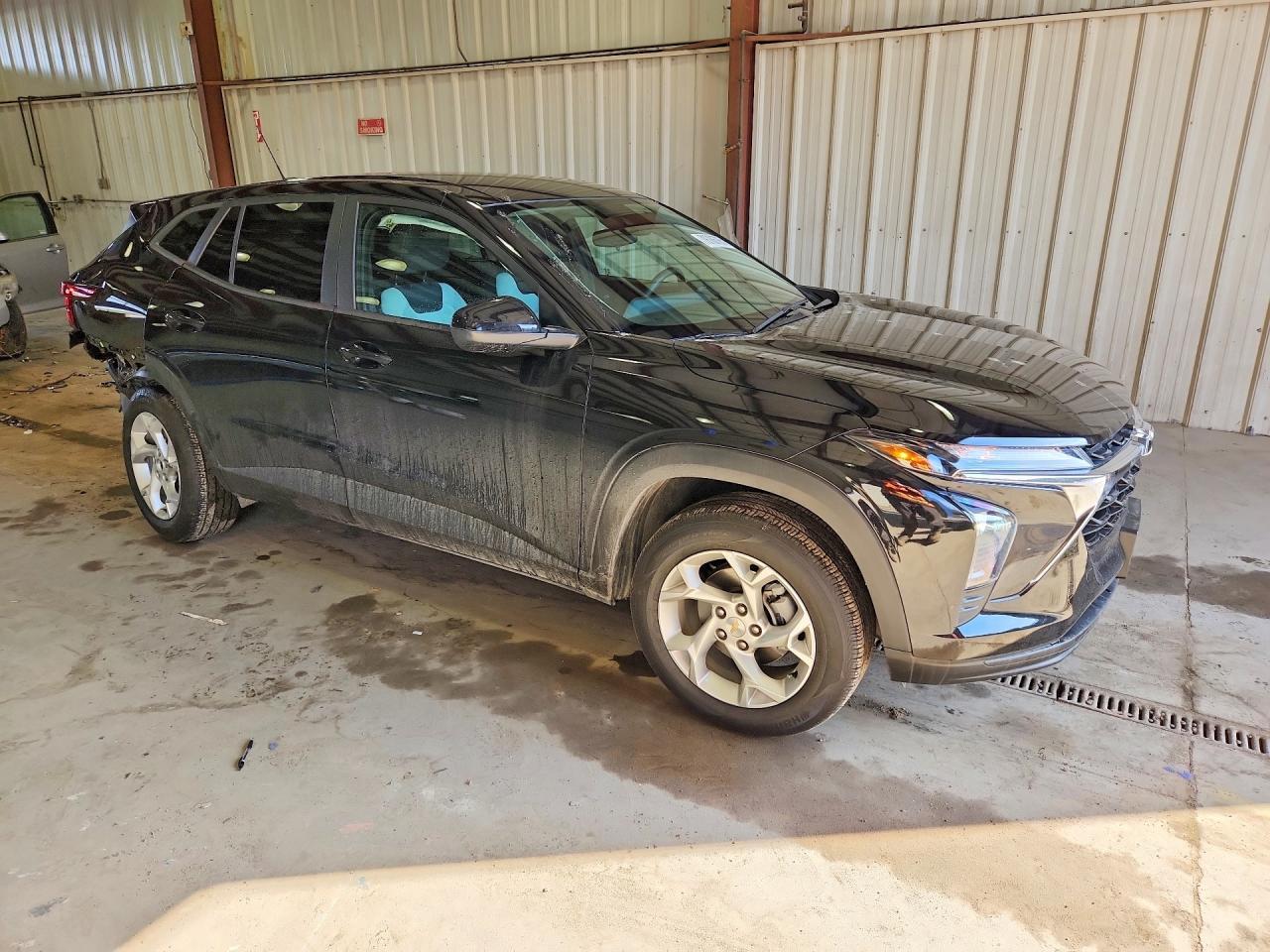 2024 Chevrolet Trax Ls - zdjęcie 4