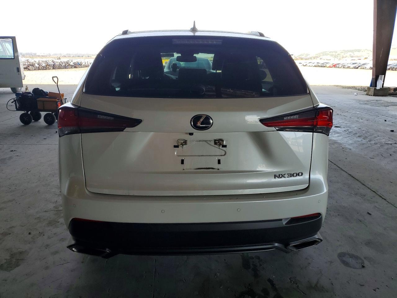 2020 Lexus Nx 300 Base - zdjęcie 6