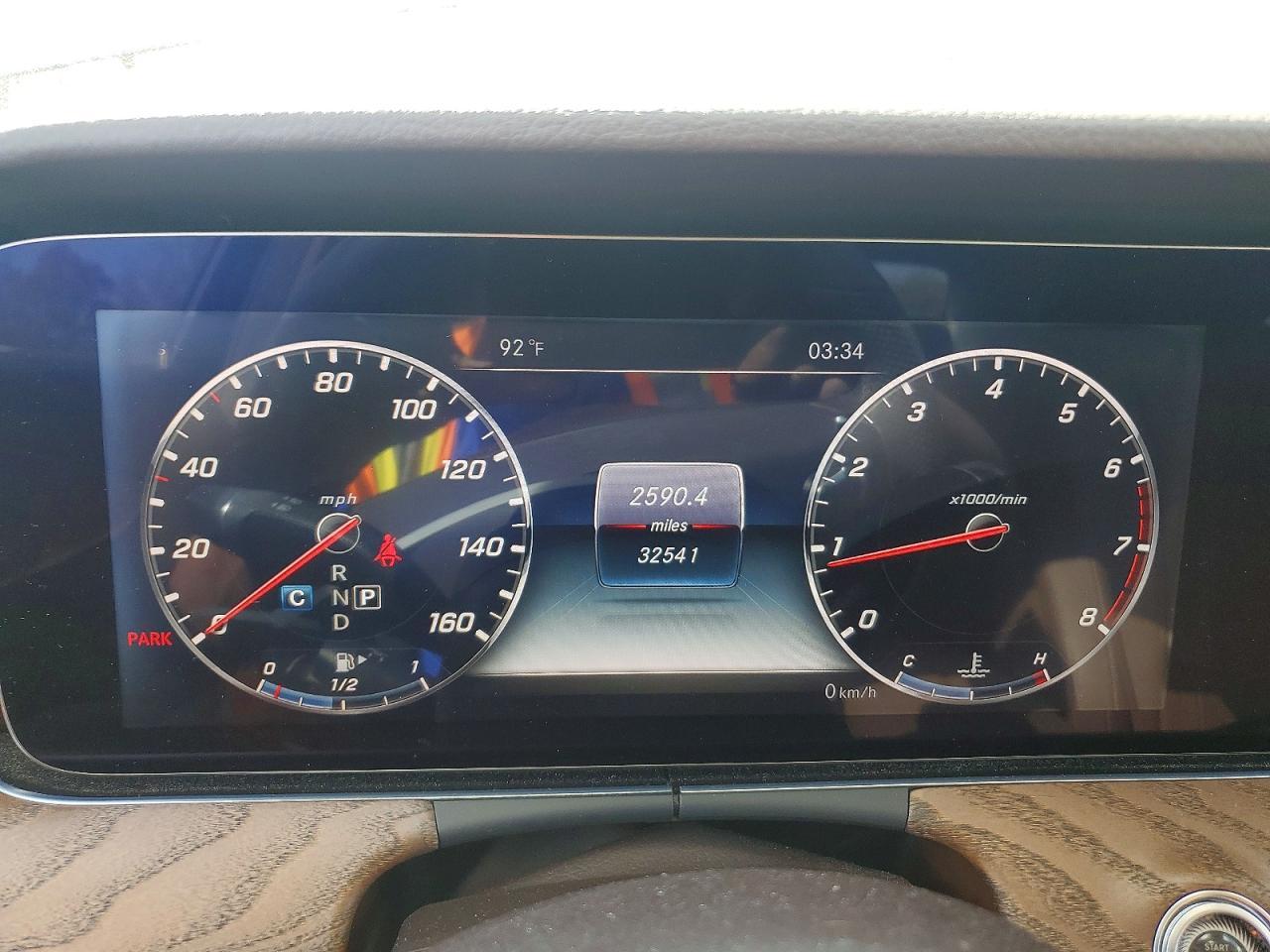 2018 Mercedes-Benz E 300 4Matic - zdjęcie 9