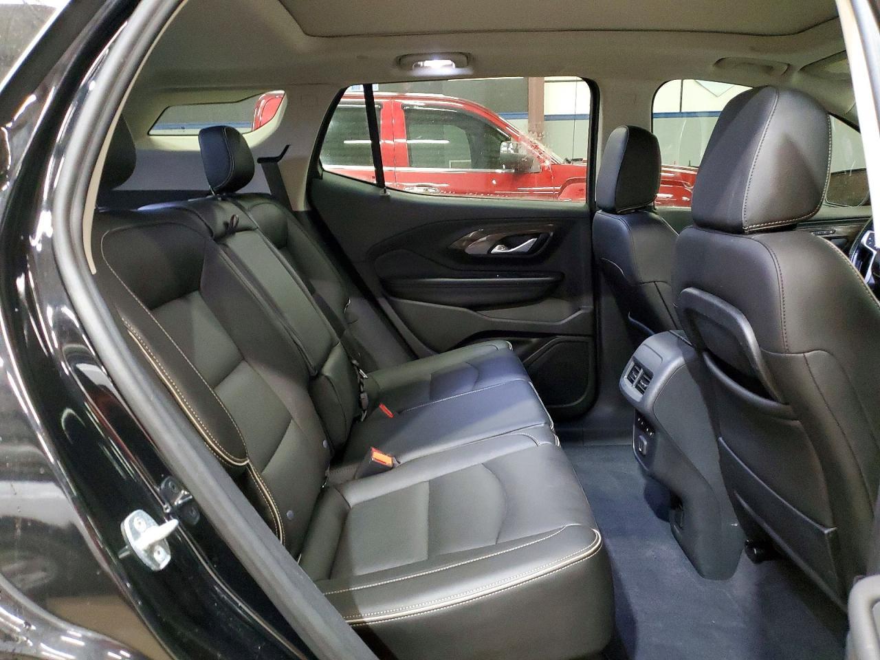 2020 GMC Terrain Denali - zdjęcie 11