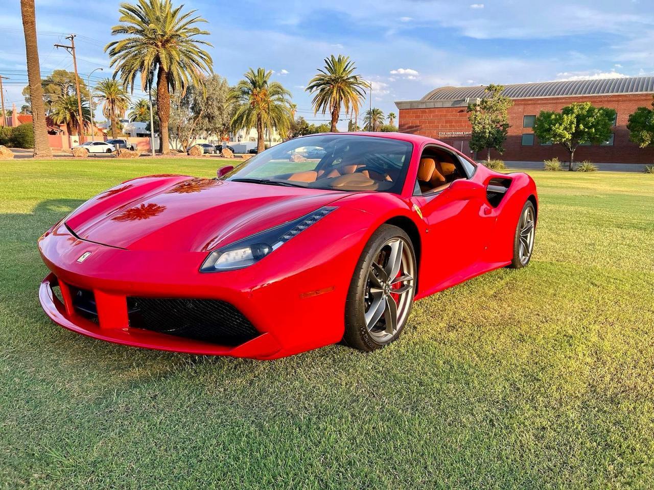 2016 Ferrari 488 Gtb - zdjęcie 2