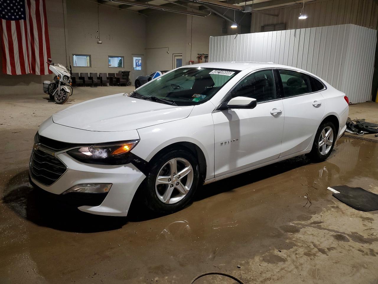 2023 Chevrolet Malibu Lt - zdjęcie główne