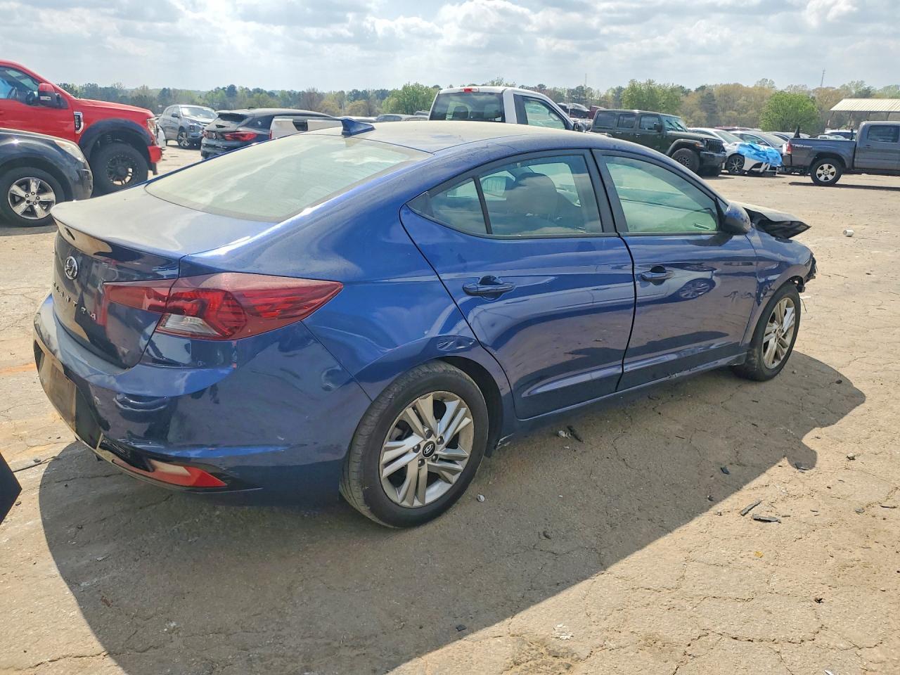 2020 Hyundai Elantra Sel - zdjęcie 3