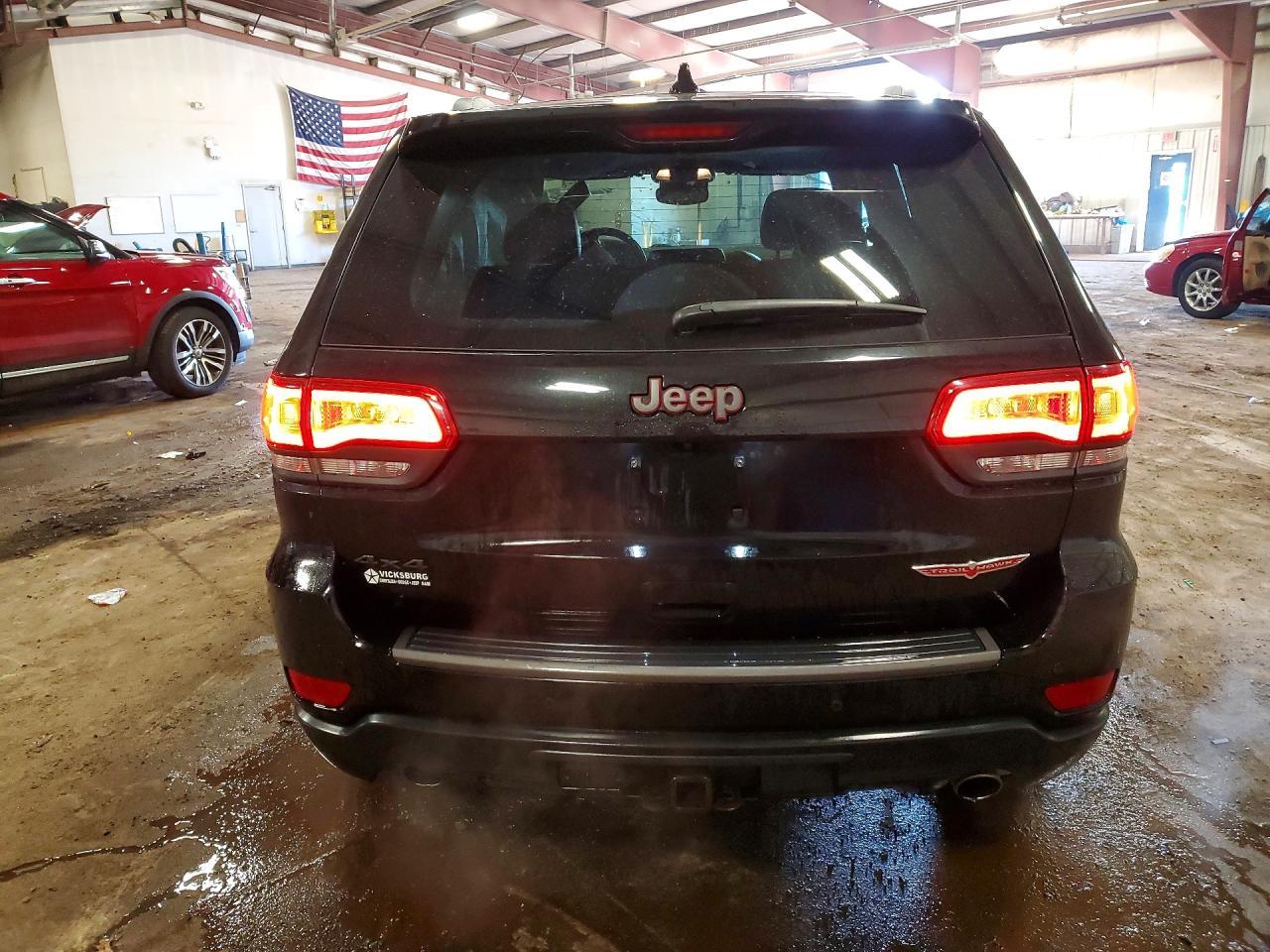 2021 Jeep Grand Cherokee Trailhawk - zdjęcie 6