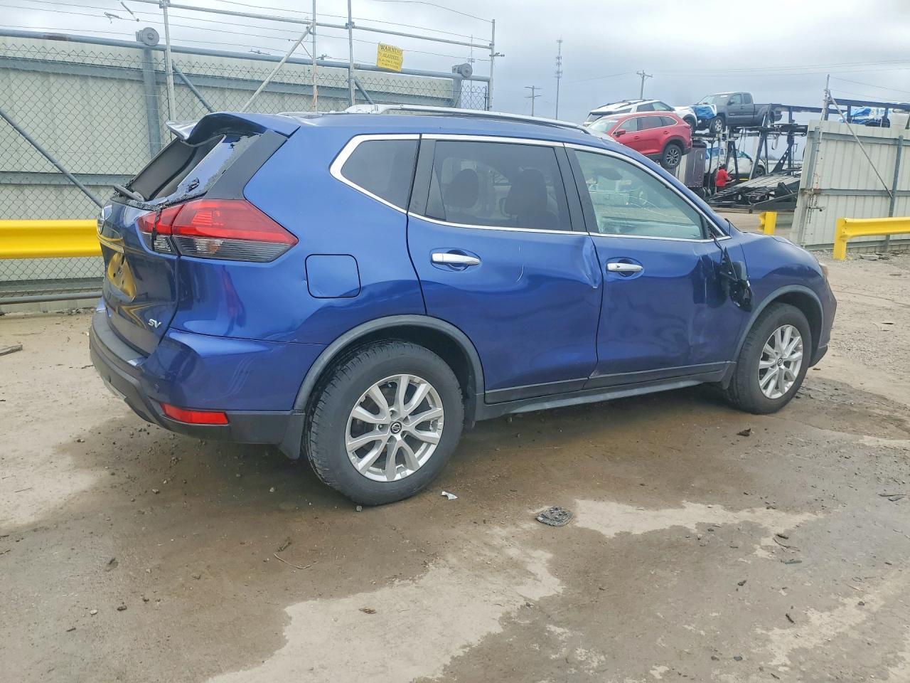 2020 Nissan Rogue Sv - zdjęcie 3