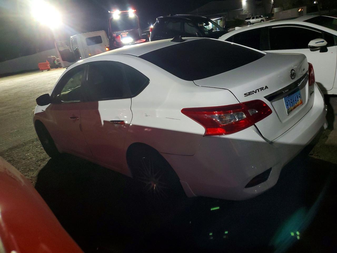 Nissan Sentra - zdjęcie 2