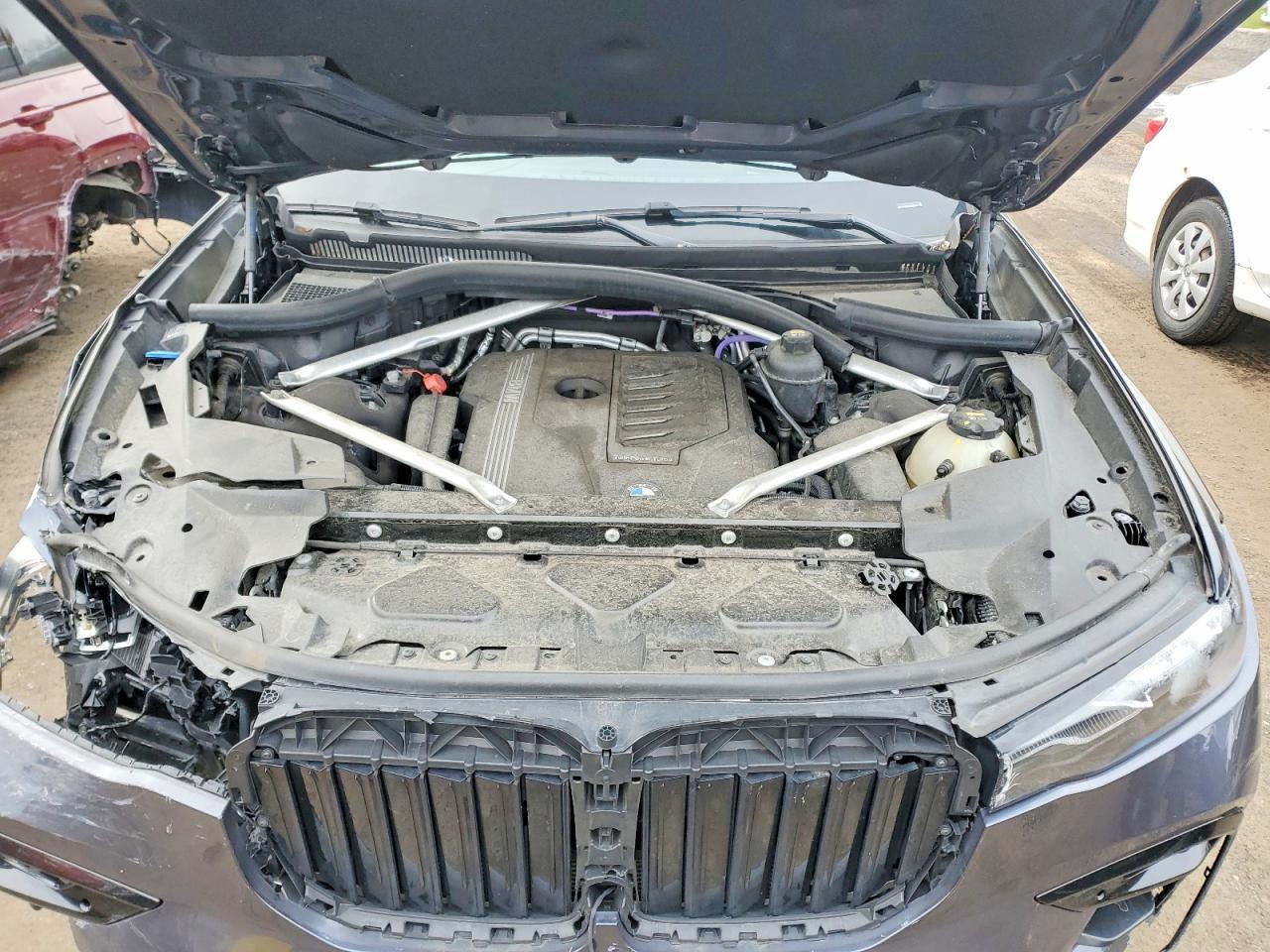 2022 BMW X7 xDrive40I - zdjęcie 12