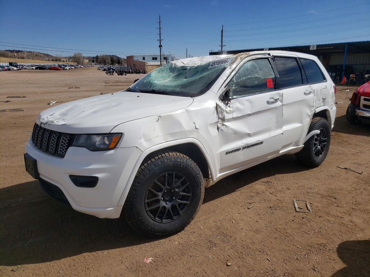 2018 Jeep Grand Cherokee Altitude 4X4 - zdjęcie główne