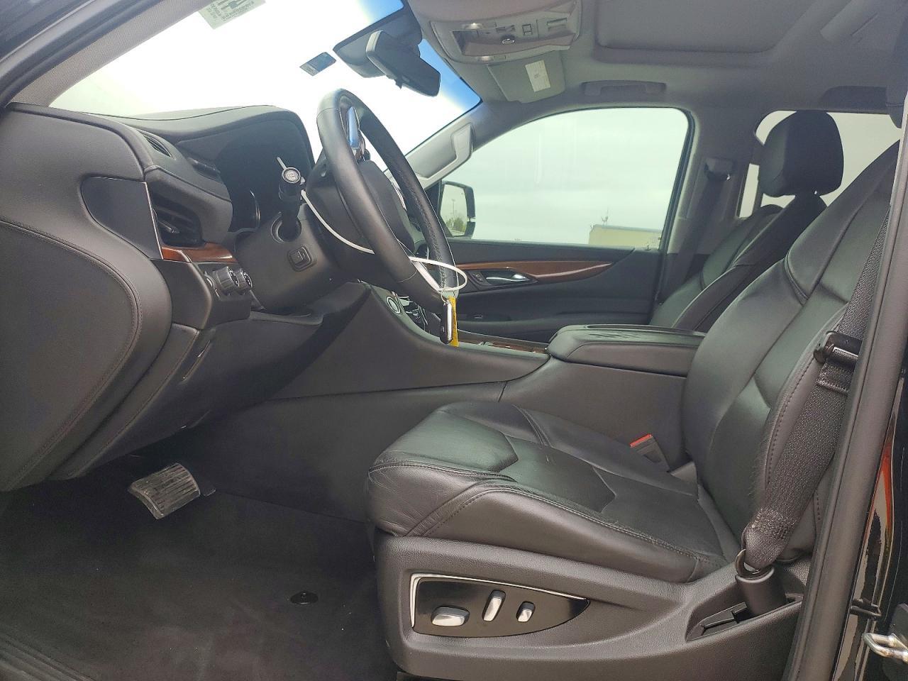 2017 Cadillac Escalade Premium Luxury - zdjęcie 7