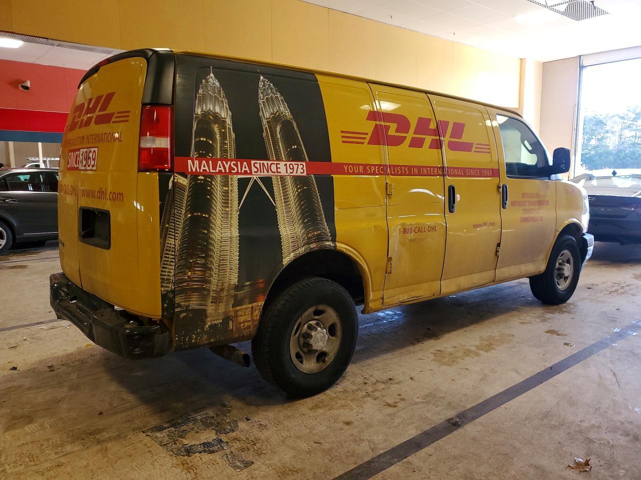 2019 Chevrolet Express G2500 - zdjęcie 3