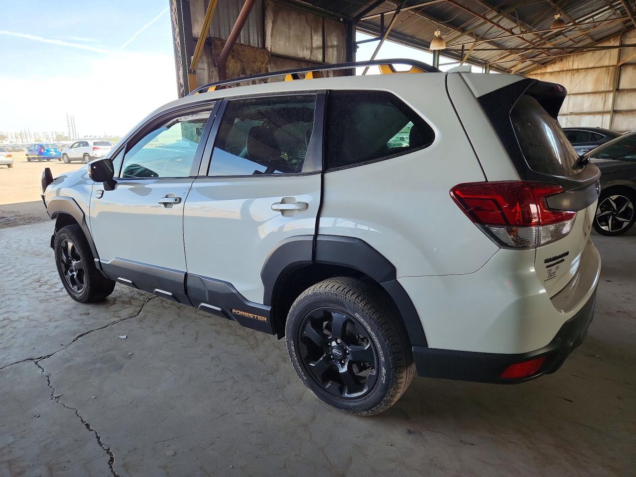 2023 Subaru Forester Wilderness - zdjęcie 2