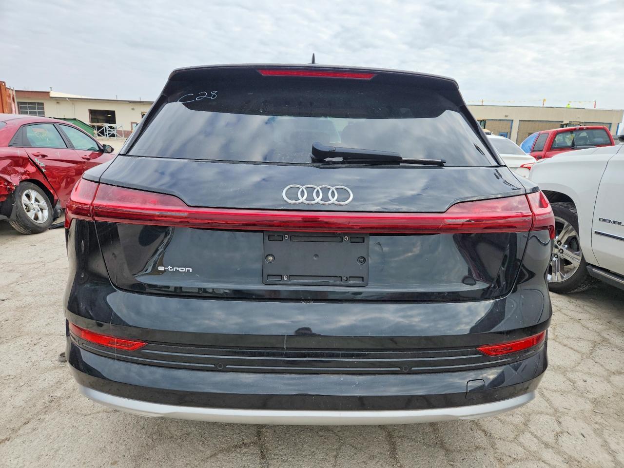 2019 Audi E-Tron Premium Plus - zdjęcie 6