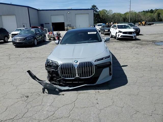 2023 BMW 740 I - zdjęcie 13