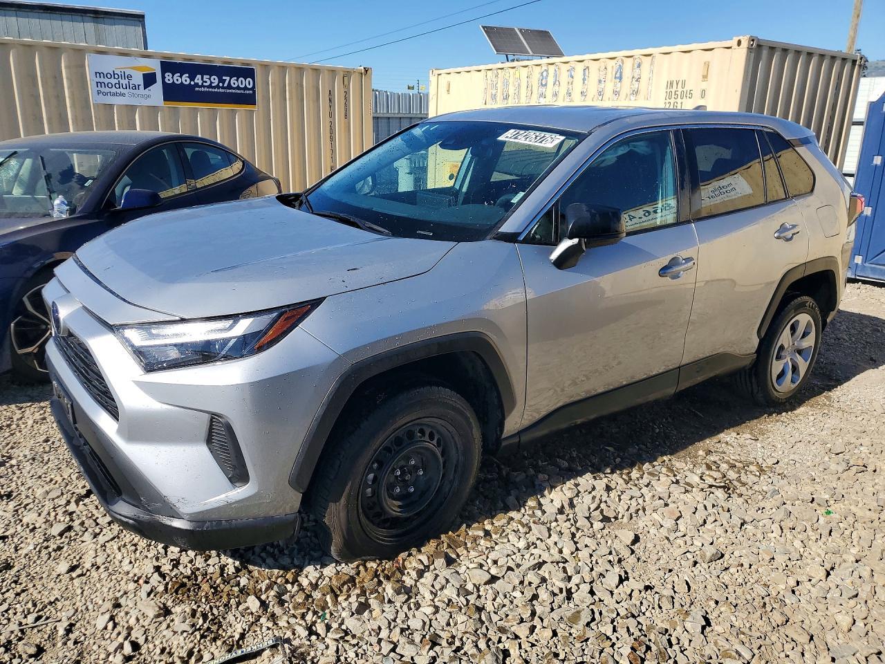 2025 Toyota Rav4 Le - zdjęcie główne