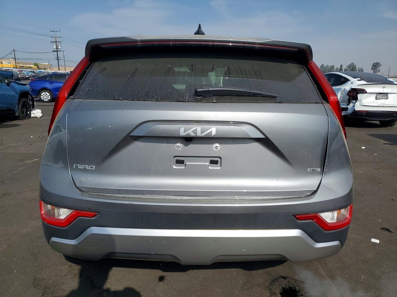 2023 Kia Niro Lx - zdjęcie 6