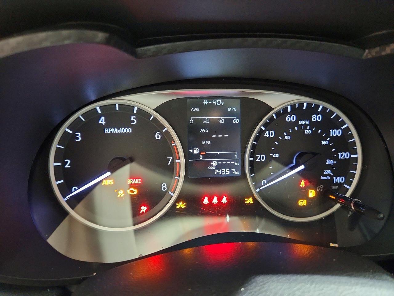 2024 Nissan Versa S - zdjęcie 9