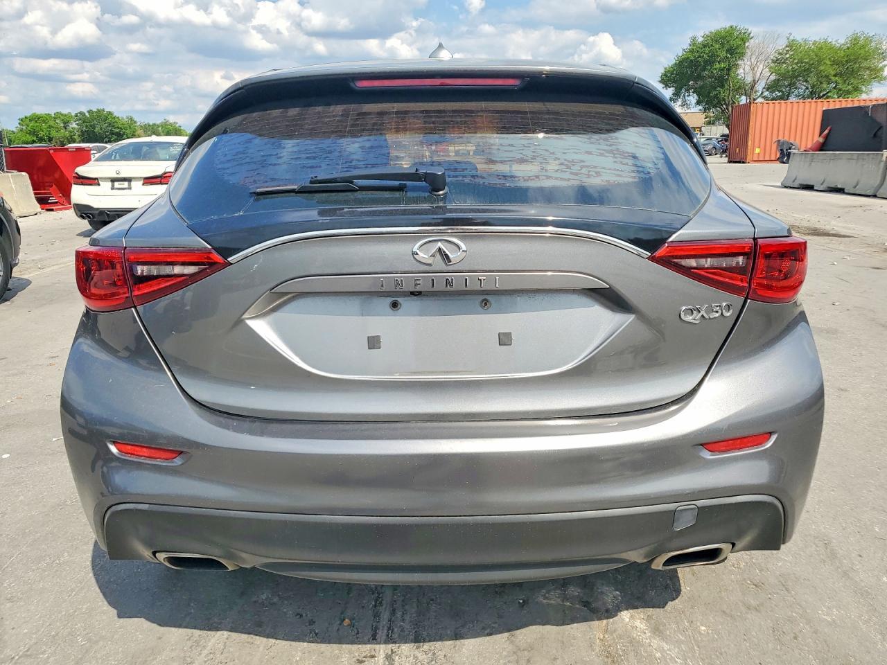 2017 Infiniti Qx30 Base - zdjęcie 6