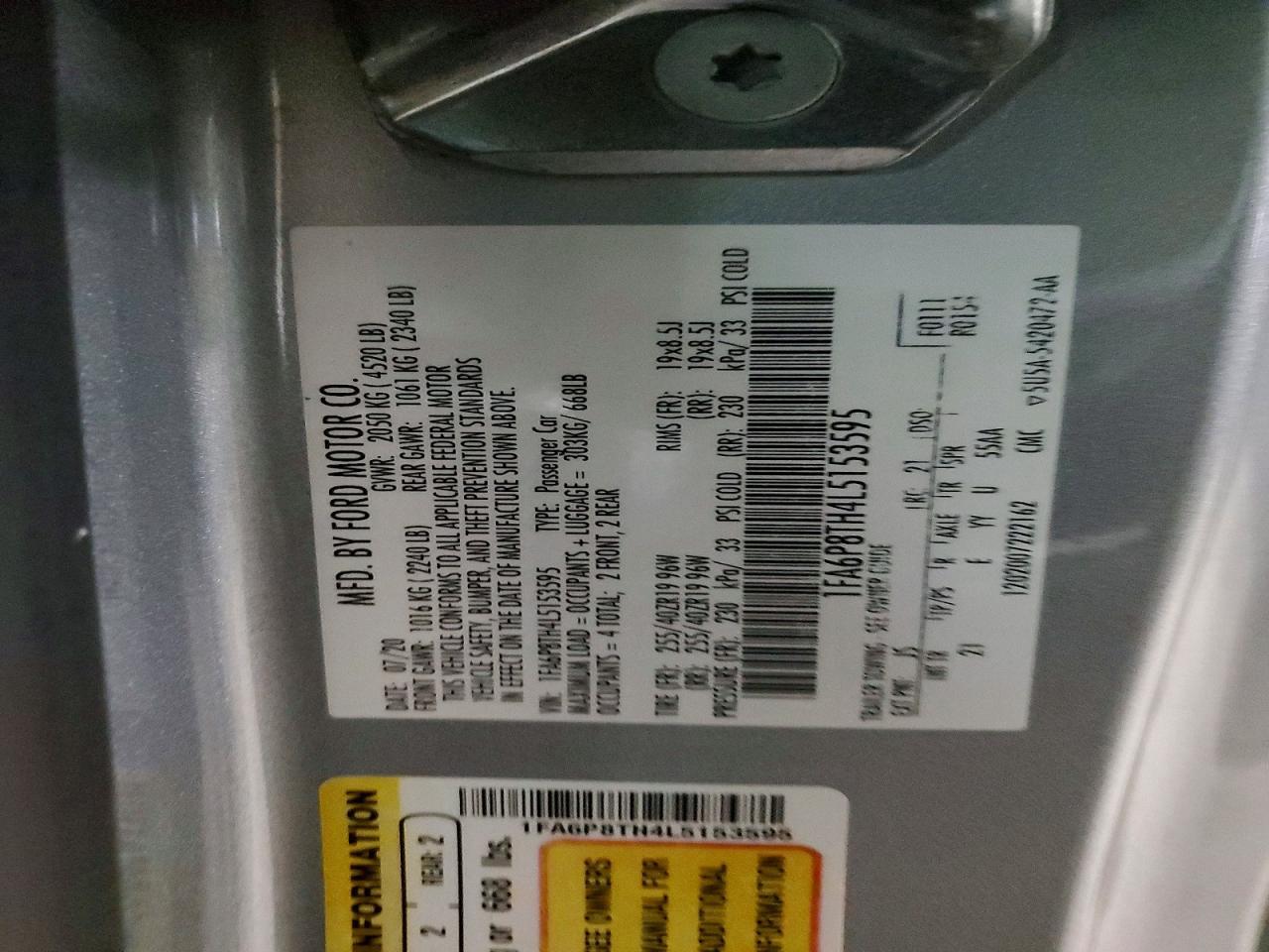 2020 Ford Mustang - zdjęcie 12