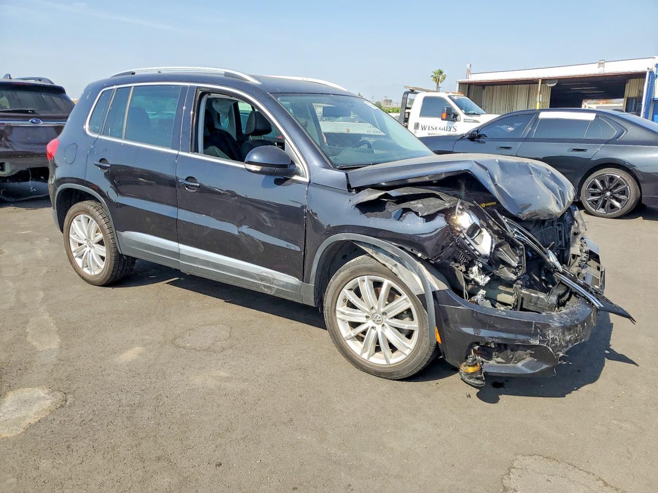 2016 Volkswagen Tiguan S - zdjęcie 4