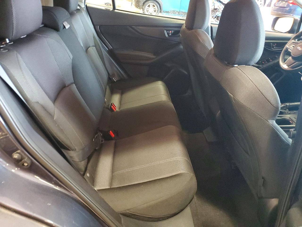 2017 Subaru Impreza - zdjęcie 10