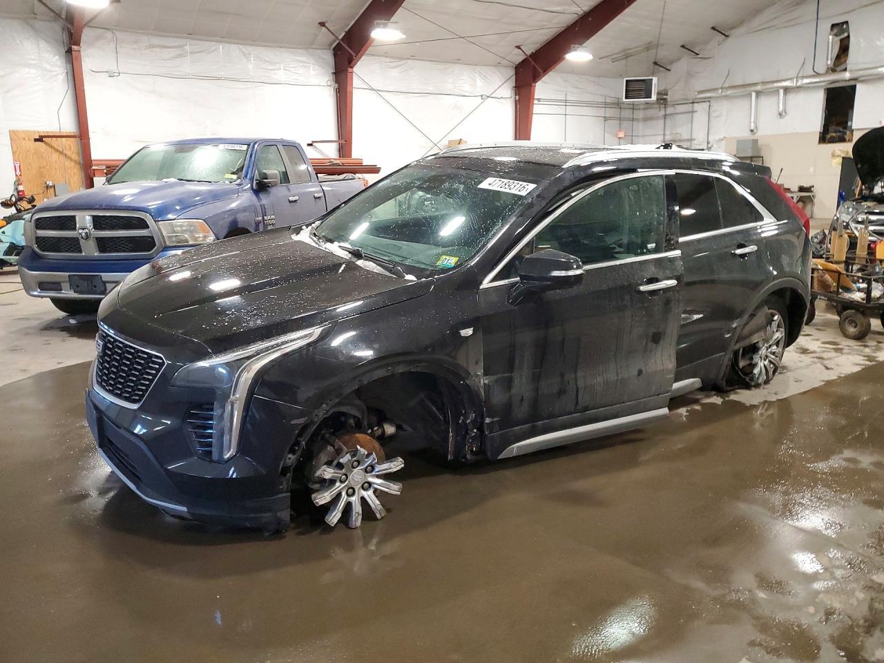 2021 Cadillac Xt4 Premium Luxury - zdjęcie główne