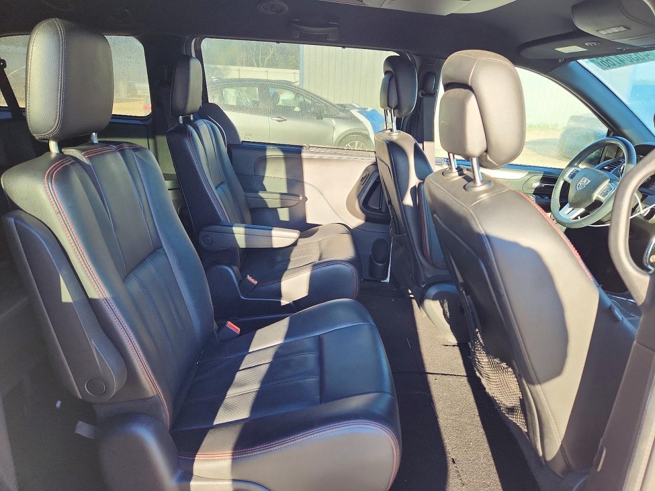 2019 Dodge Grand Caravan Gt - zdjęcie 11