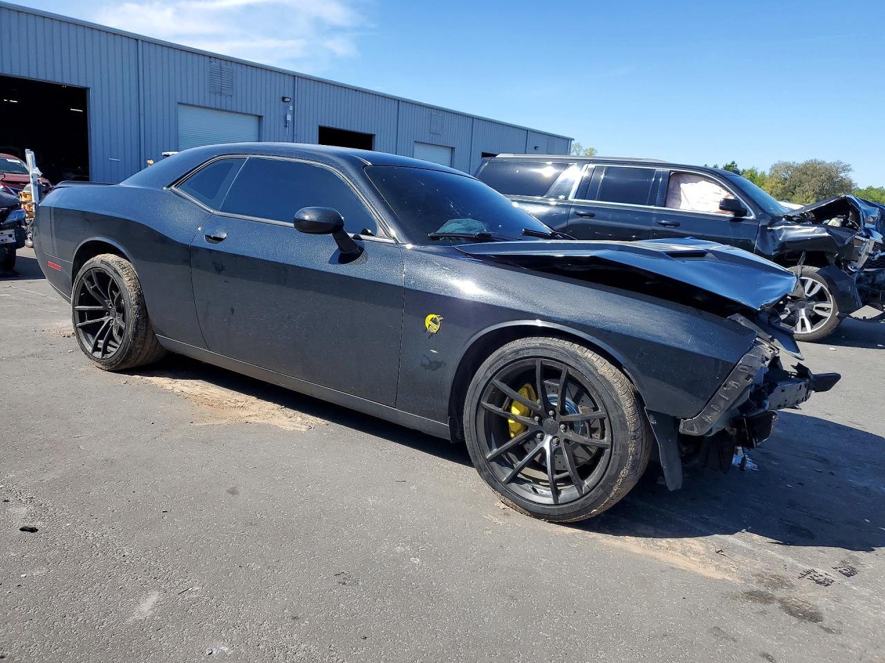 2015 Dodge Challenger R - zdjęcie 4