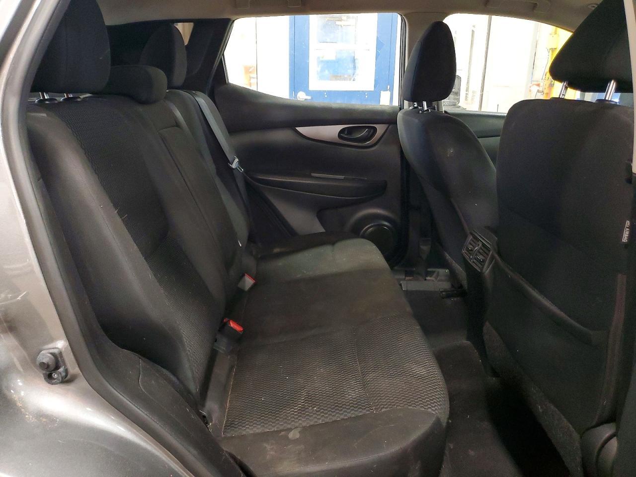 2018 Nissan Rogue Sport S - zdjęcie 11