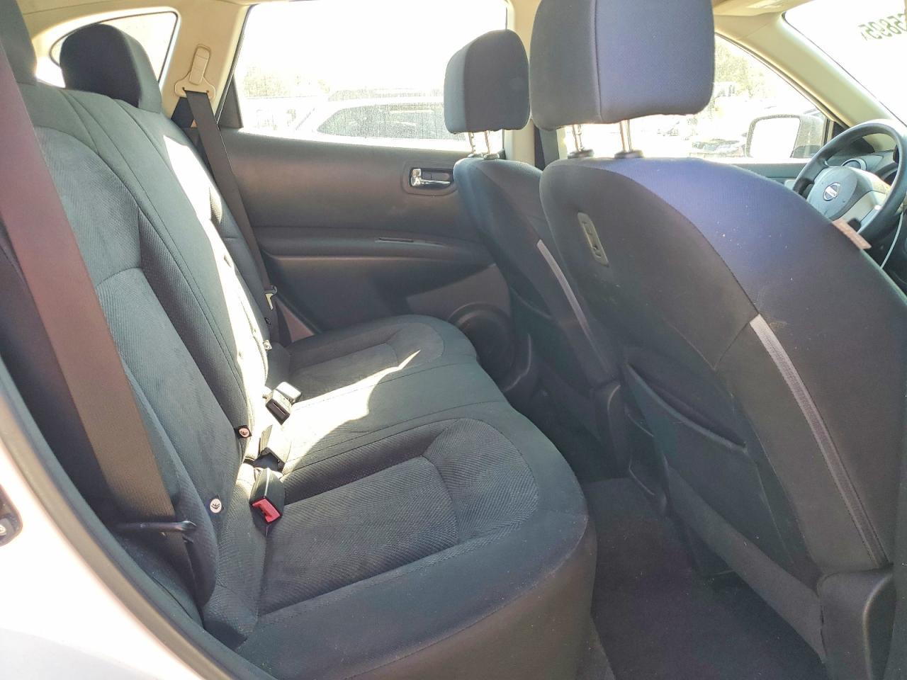 2014 Nissan Rogue Select S - zdjęcie 10