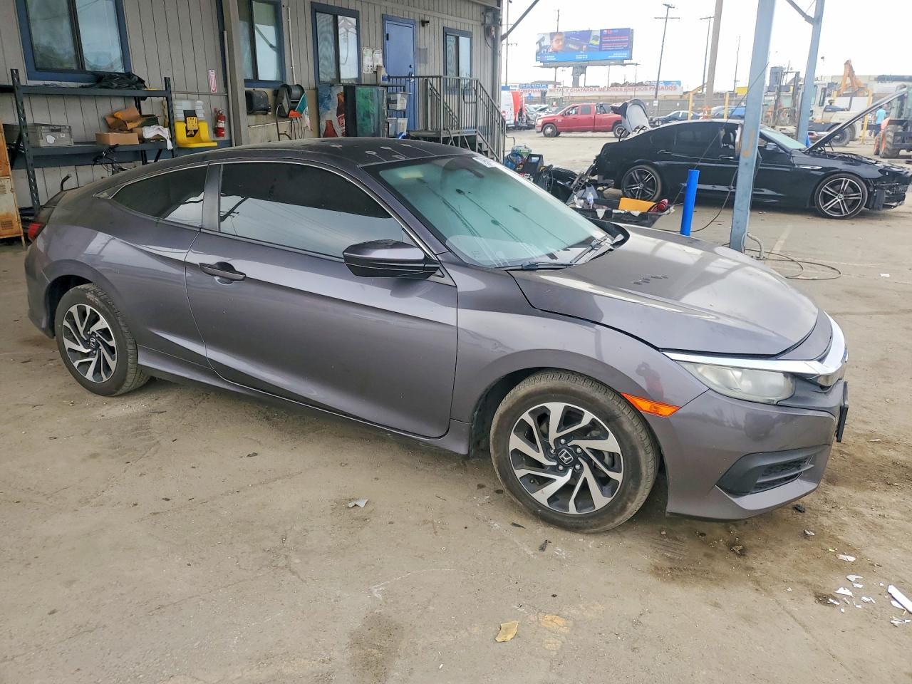 2018 Honda Civic Lx - zdjęcie 4