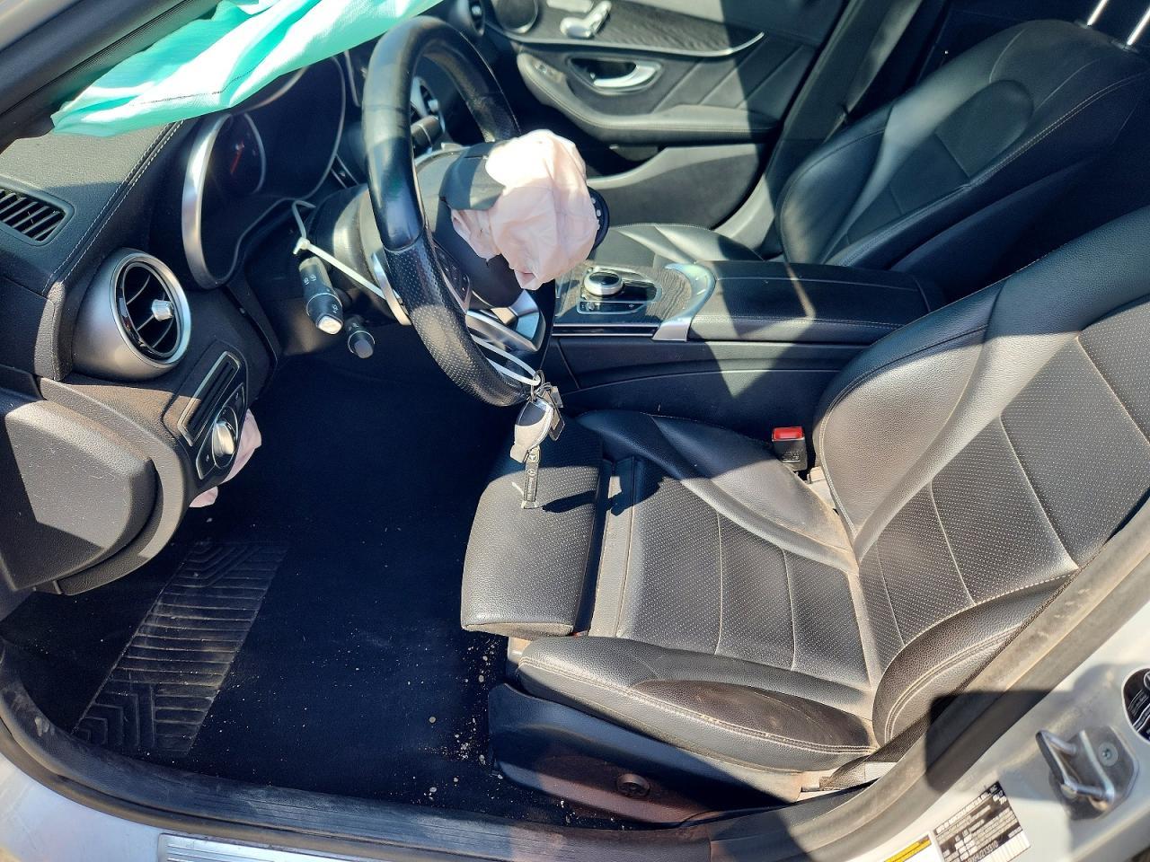 2017 Mercedes-Benz C 300 - zdjęcie 7